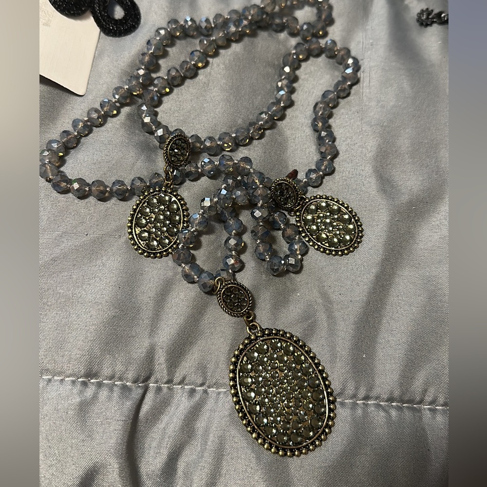 New! Gray necklace and earring set